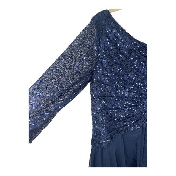 La Femme Gown Dress Chiffon & Sequin Embellished Formal Party Gala Classy Sz 14 - Picture 9 of 12